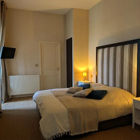Le Château De Hotel La Pomarède