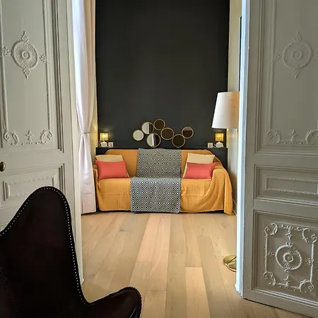 Le Château De La Pomarède
