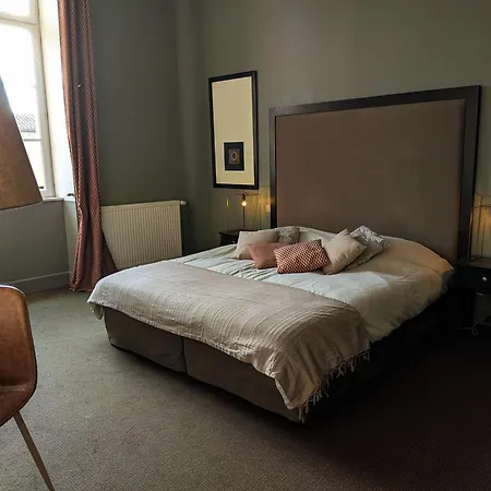 Le Château De * La Pomarède