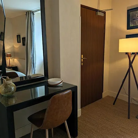 Le Château De Hotel La Pomarède