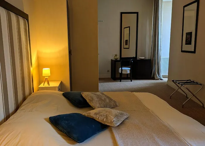 Le Château De Hotel *