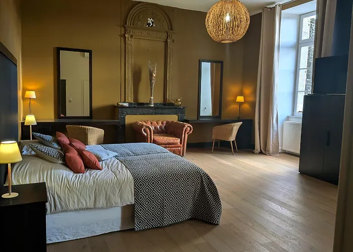 Hotel Le Château De La Pomarède